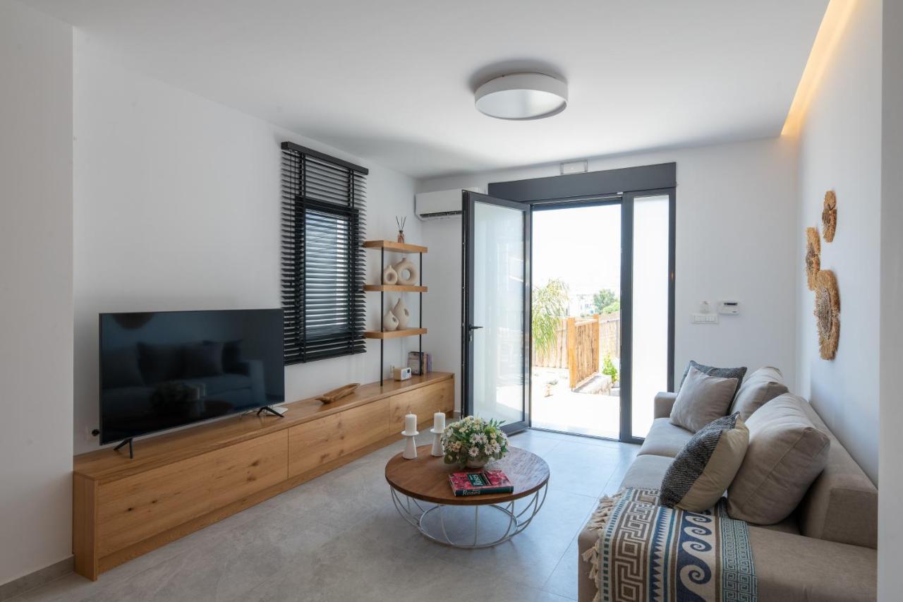 Villa Auretta Pefki Exteriör bild